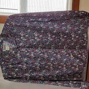 Womans l9ng sleeve shirt